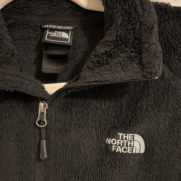 The North Face Women's Black Teddy Jacket - Picture 2 of 5